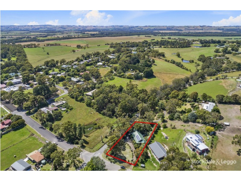 21 Mckitterick Street, Meeniyan VIC 3956