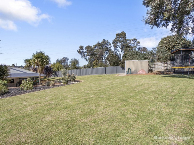 8 Chamberlain Drive, Leongatha VIC 3953