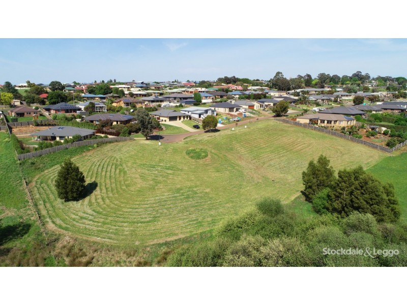 8 Vale Court, Leongatha VIC 3953
