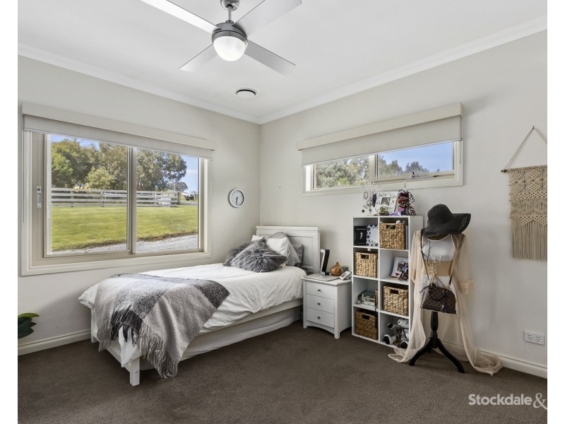 15 Wynnes Road, Kardella South VIC 3950