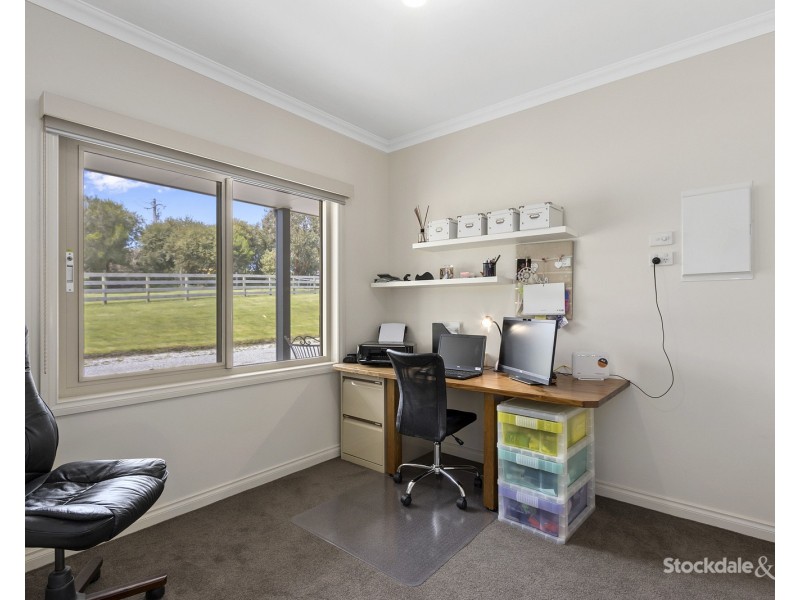 15 Wynnes Road, Kardella South VIC 3950