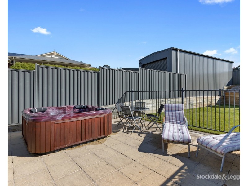 4 Cambridge Court, Leongatha VIC 3953