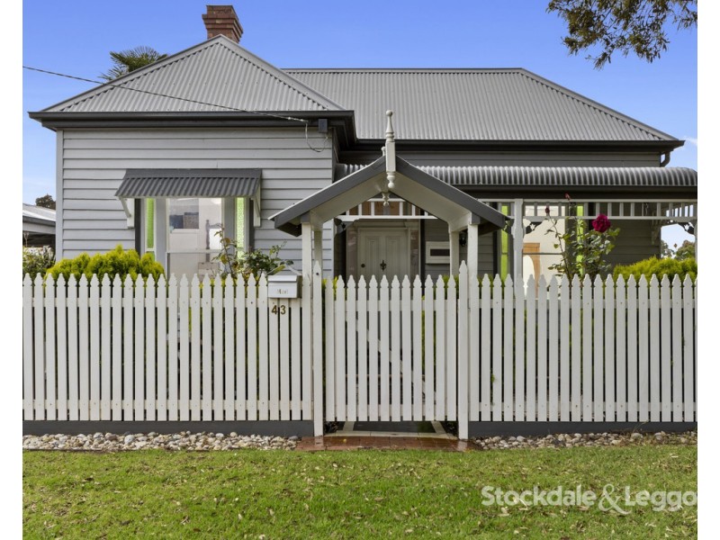 43 Bent Street, Leongatha VIC 3953