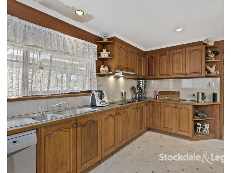 27 Bent Street, Leongatha VIC 3953