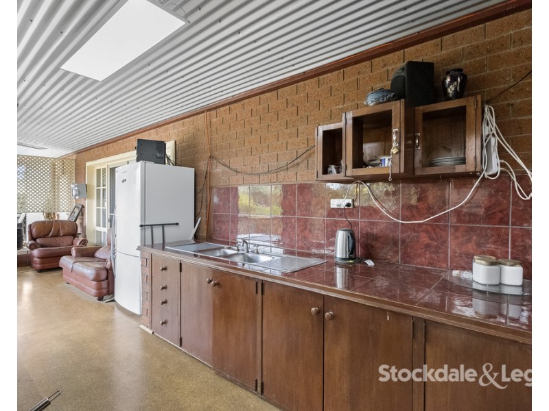 27 Bent Street, Leongatha VIC 3953