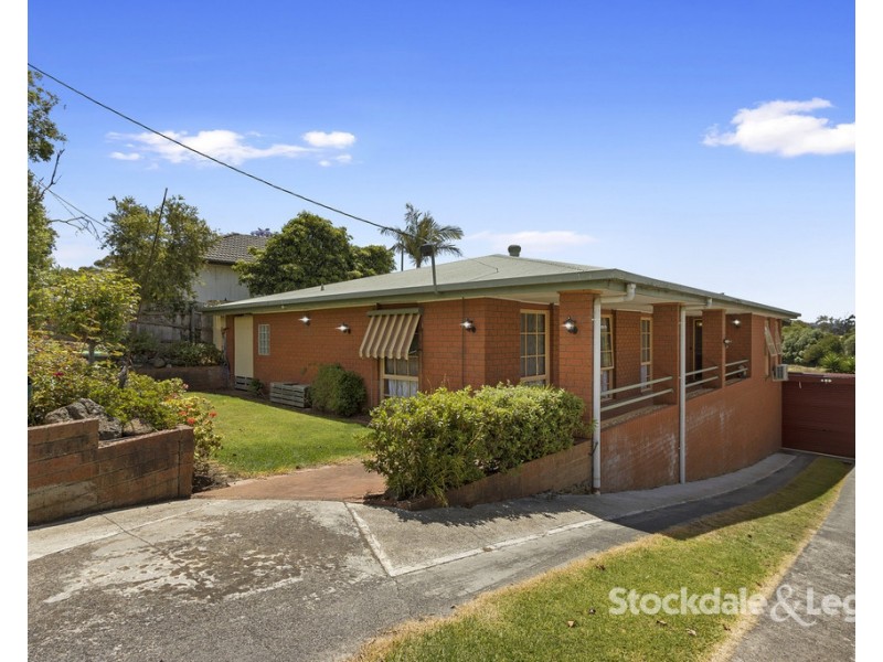 27 Bent Street, Leongatha VIC 3953