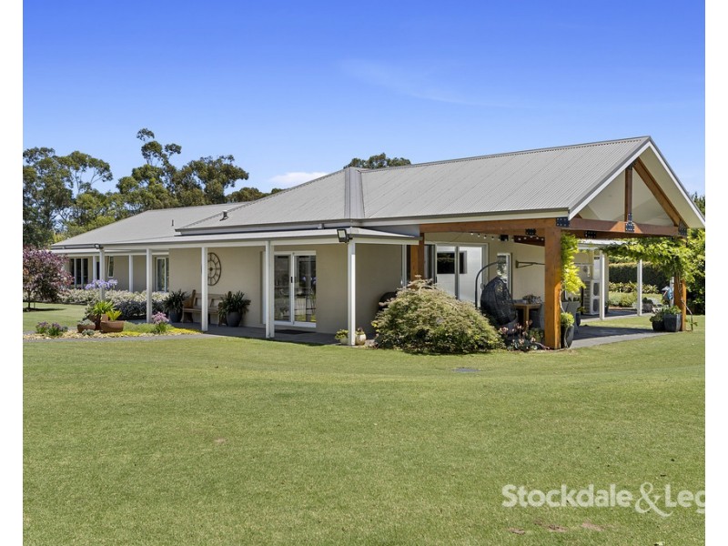 7 Carmodys Road, Leongatha VIC 3953