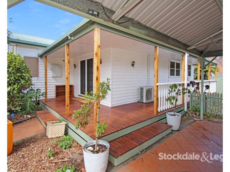 16 Brumley Street, Leongatha VIC 3953