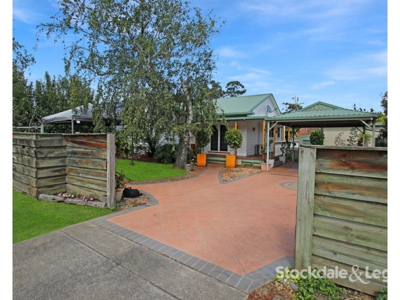 16 Brumley Street, Leongatha VIC 3953