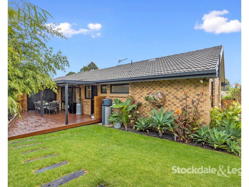 16 Mary Rogers Crescent, Leongatha VIC 3953