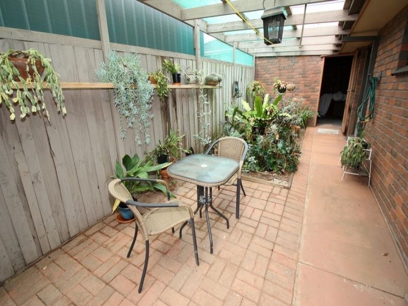 11/2 Conway Street, Leongatha VIC 3953
