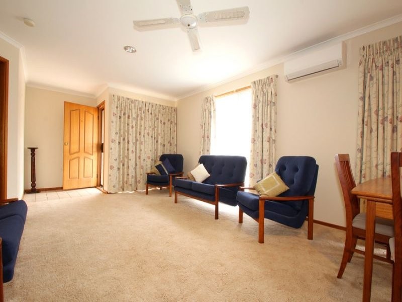 11/2 Conway Street, Leongatha VIC 3953