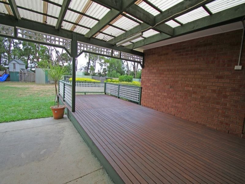 12 Clinton Court, Leongatha VIC 3953