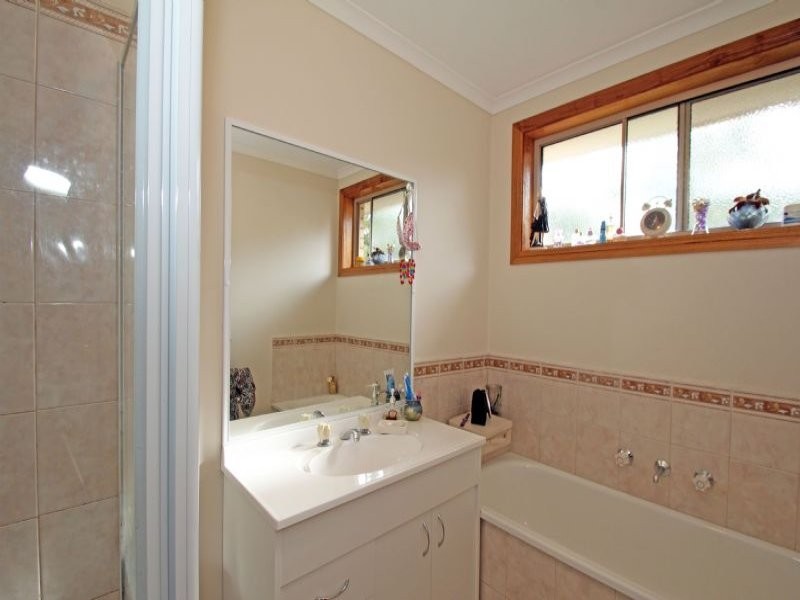 2/64 Anderson Street, Leongatha VIC 3953