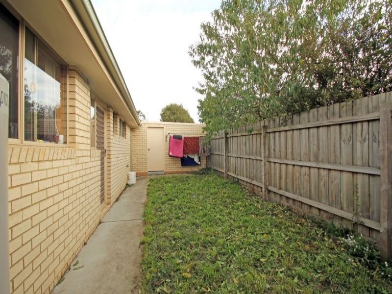 2/64 Anderson Street, Leongatha VIC 3953