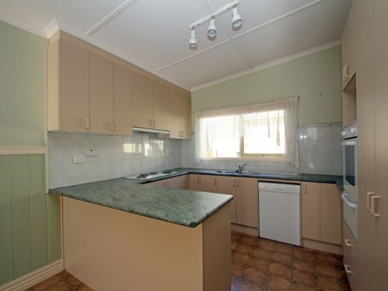 39 Bent Street, Leongatha VIC 3953