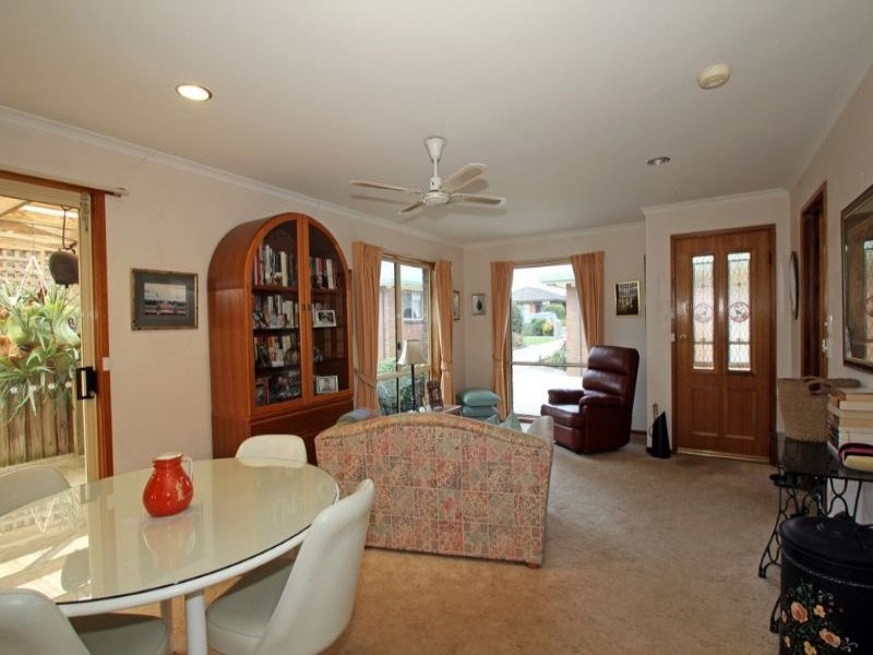 2/2 Conway Street, Leongatha VIC 3953