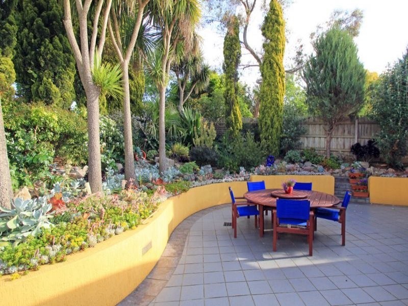 8 Scarlett Close, Leongatha VIC 3953