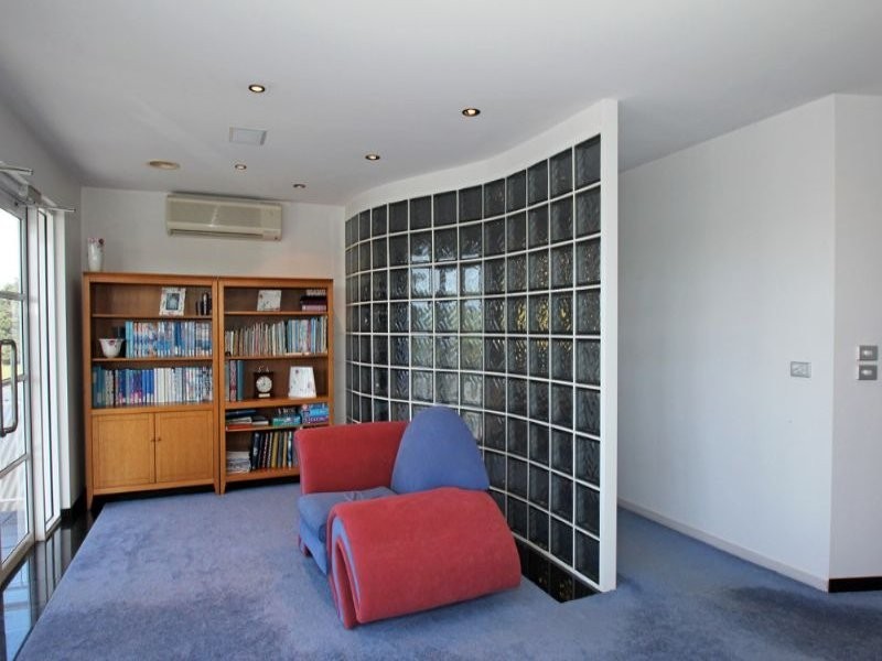 8 Scarlett Close, Leongatha VIC 3953