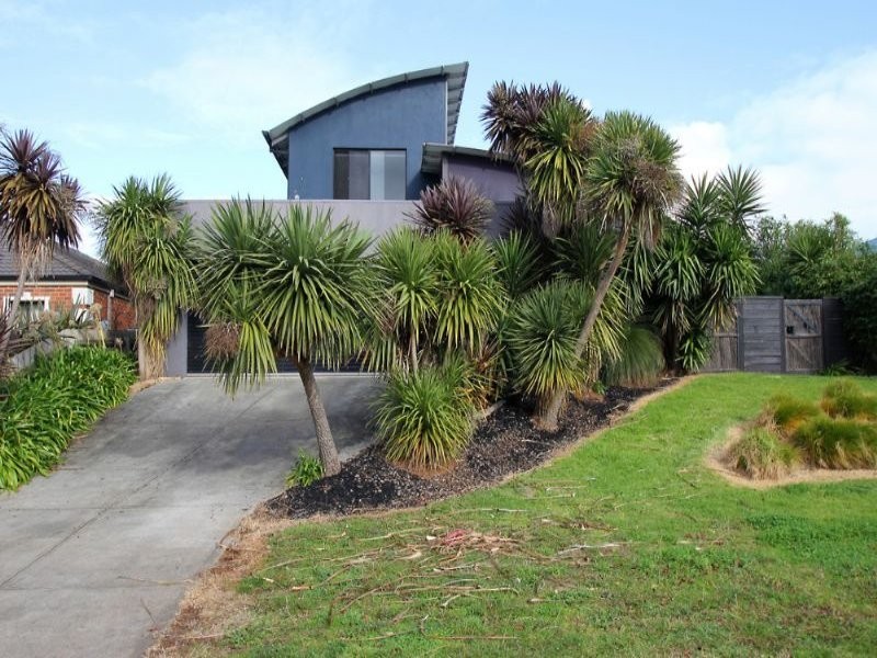10 Norview Drive, Leongatha VIC 3953