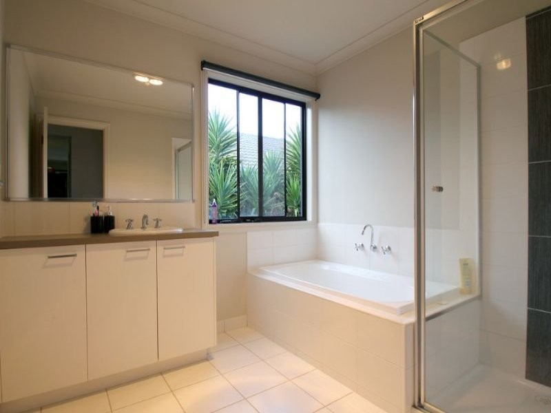 10 Norview Drive, Leongatha VIC 3953