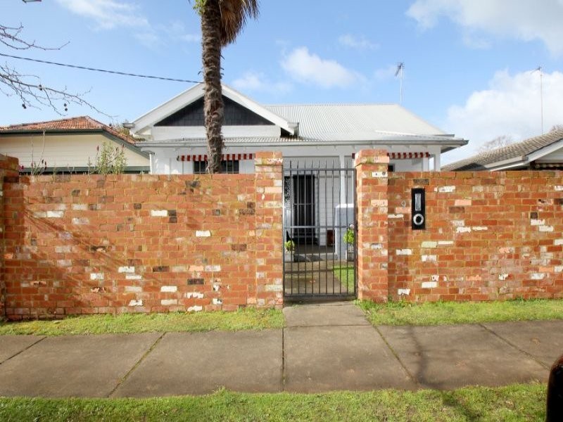 9 Long Street, Leongatha VIC 3953