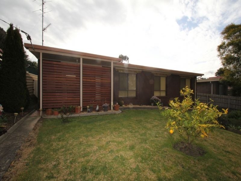 12 Horn Street, Leongatha VIC 3953