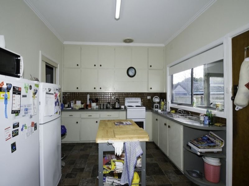 15 Shingler Street, Leongatha VIC 3953