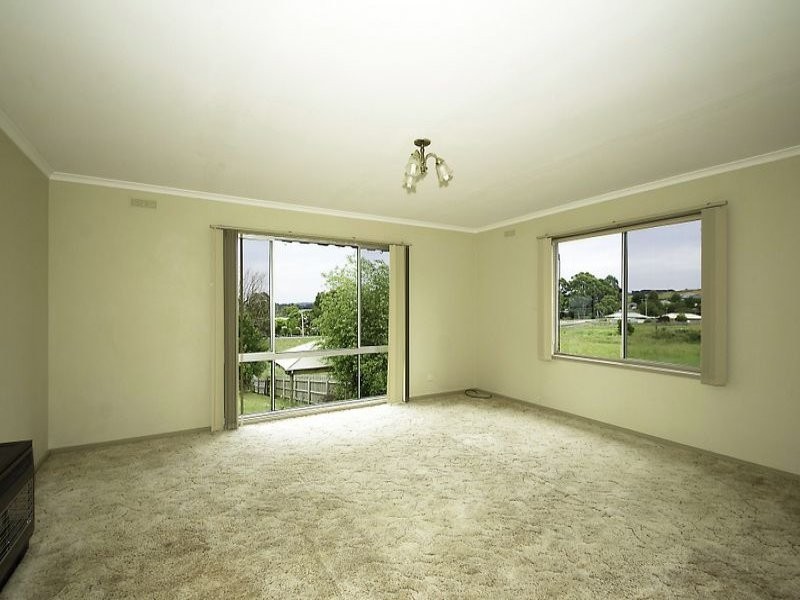 16 Watt Street, Leongatha VIC 3953