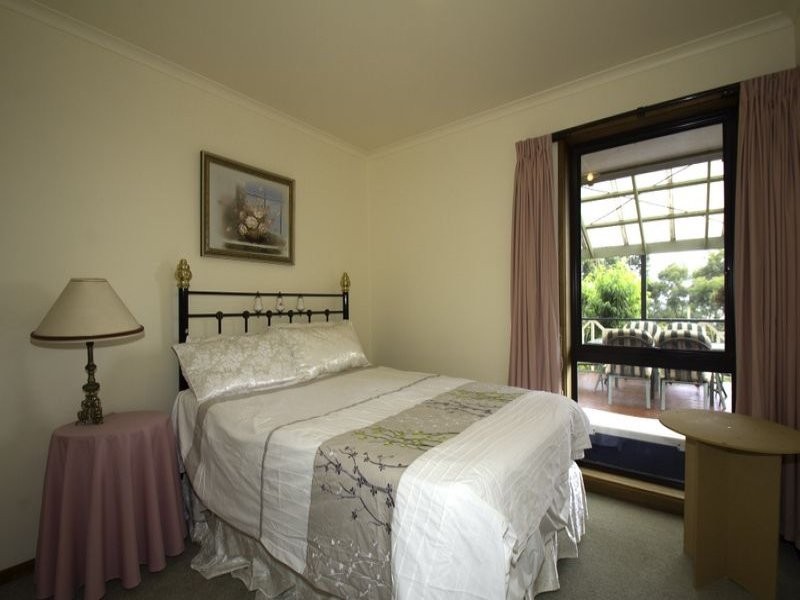 95 One Chain Road, Arawata VIC 3951