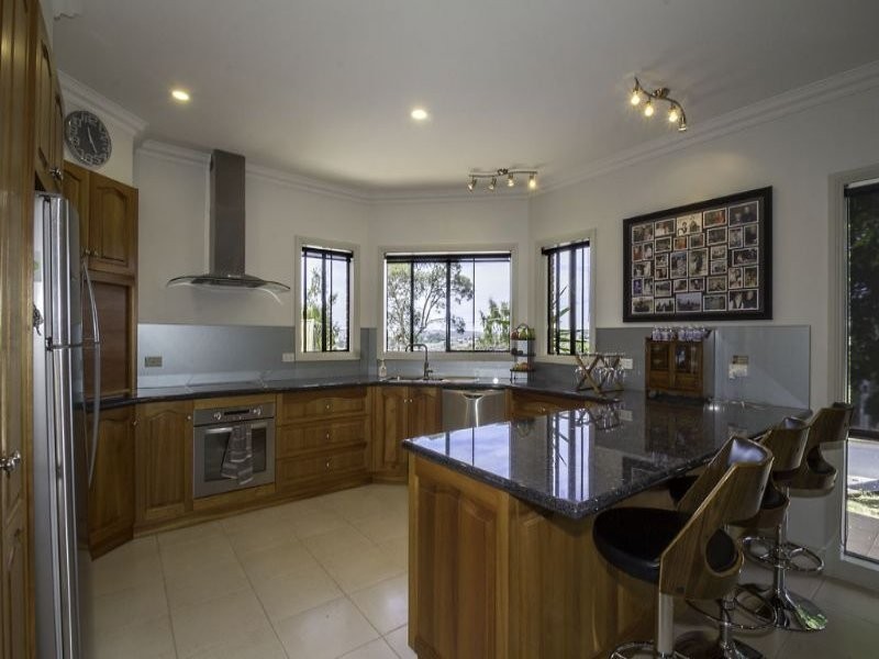 22 Valleyview Crescent, Leongatha VIC 3953