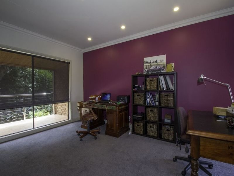 22 Valleyview Crescent, Leongatha VIC 3953