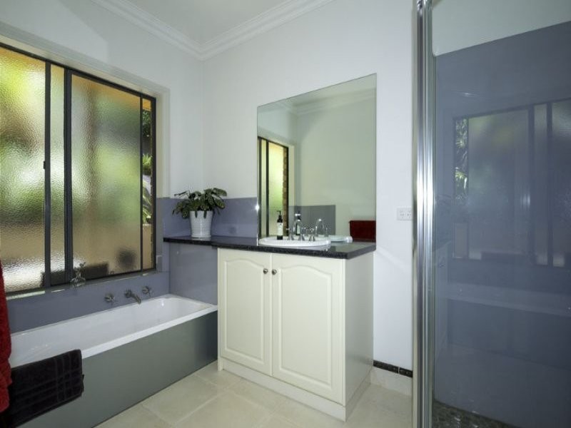 22 Valleyview Crescent, Leongatha VIC 3953
