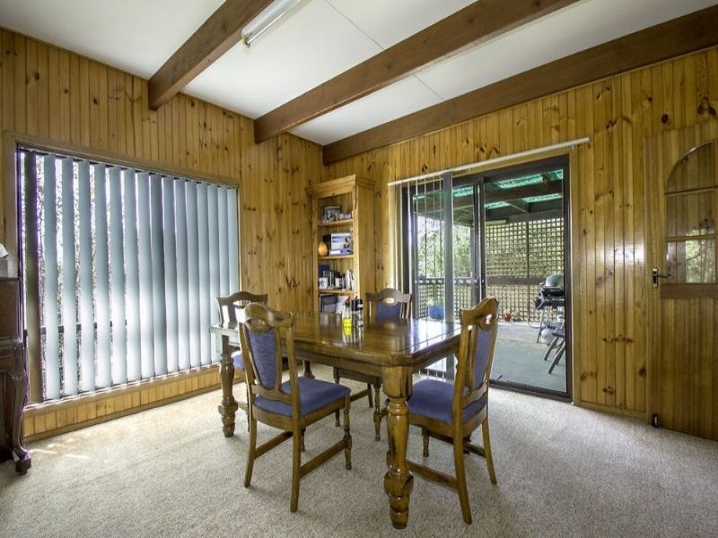 27 Ritchie Street, Leongatha VIC 3953