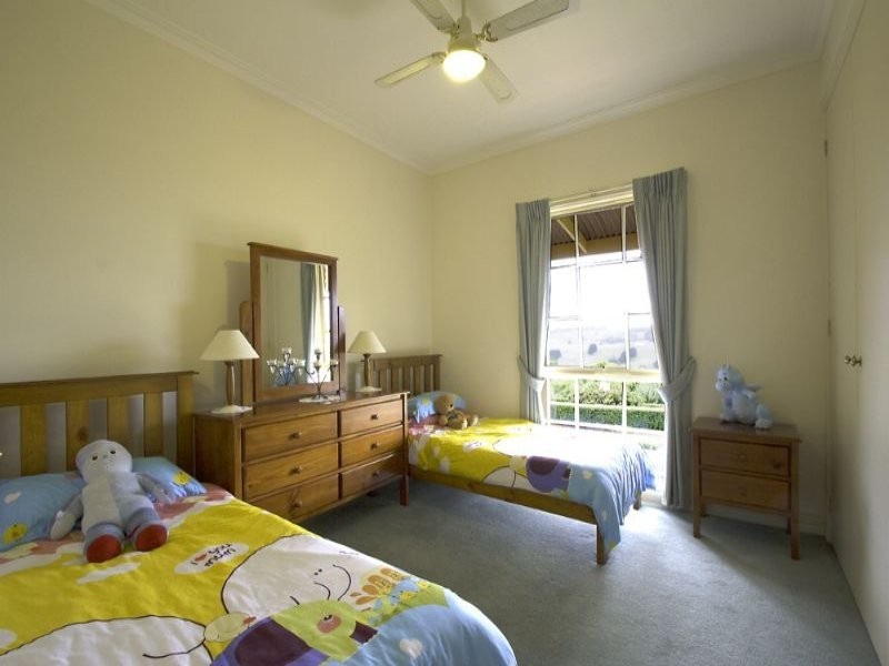 995 Canavans Road, Mount Eccles VIC 3953