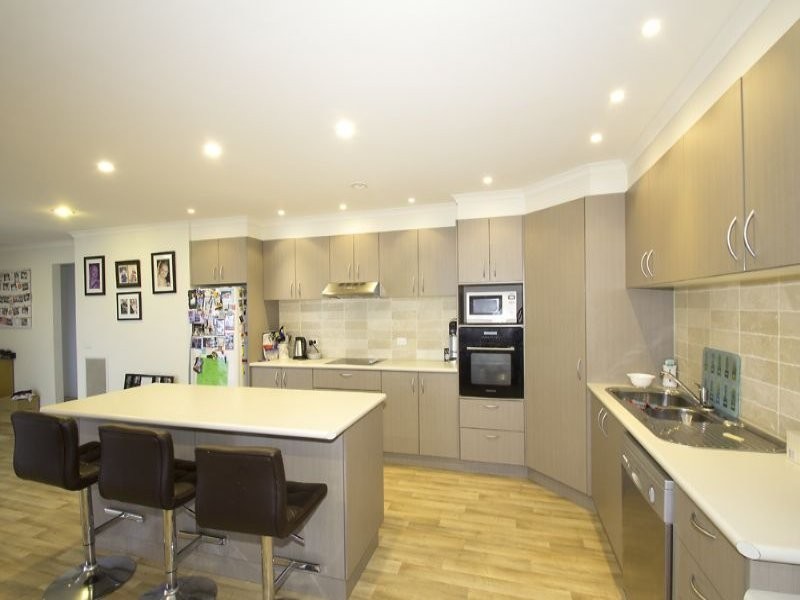 17 Carr Avenue, Leongatha VIC 3953