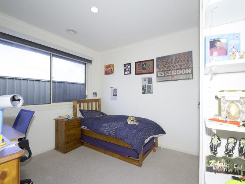 17 Carr Avenue, Leongatha VIC 3953