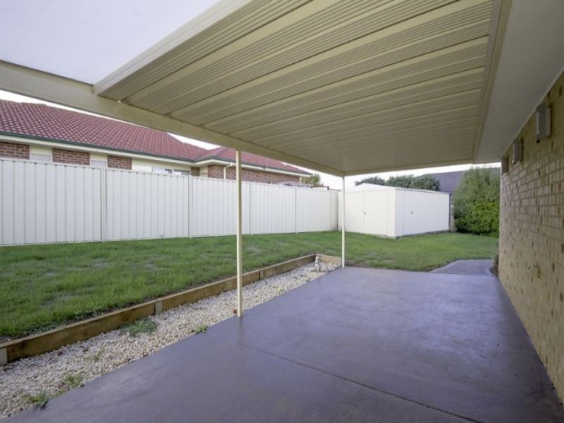 17 Carr Avenue, Leongatha VIC 3953