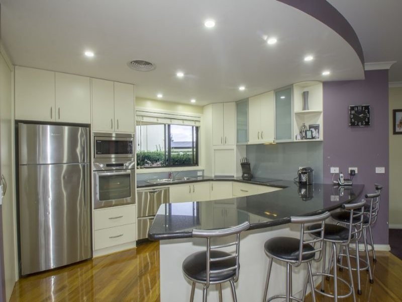 4 Hilltop Close, Leongatha VIC 3953