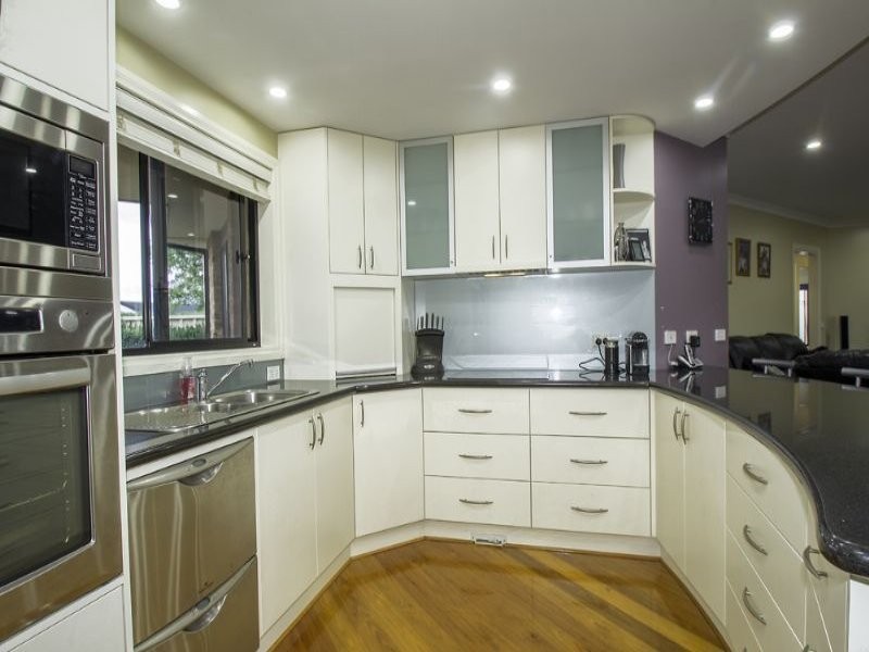 4 Hilltop Close, Leongatha VIC 3953