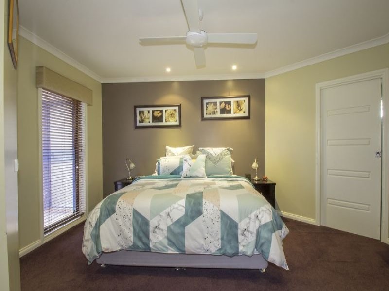 4 Hilltop Close, Leongatha VIC 3953