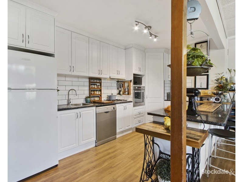 30 Bellingham Street, Leongatha VIC 3953