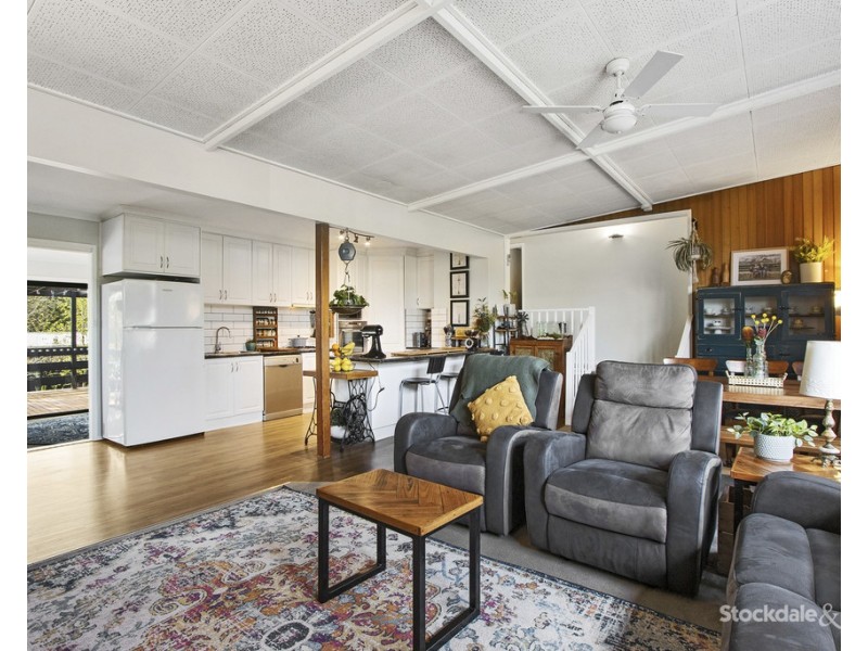 30 Bellingham Street, Leongatha VIC 3953