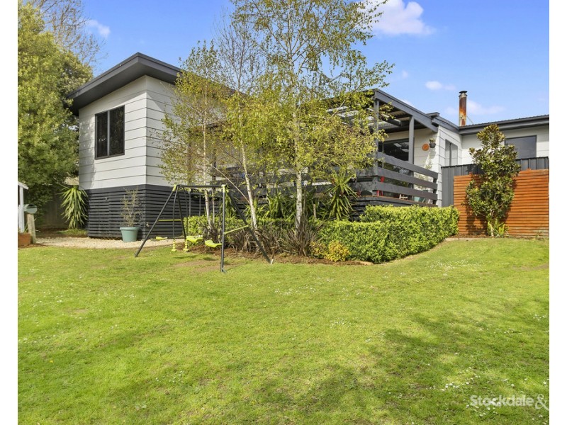 30 Bellingham Street, Leongatha VIC 3953