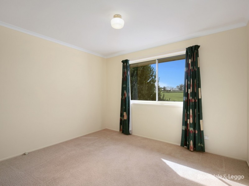 33 Chamberlain Drive, Leongatha VIC 3953