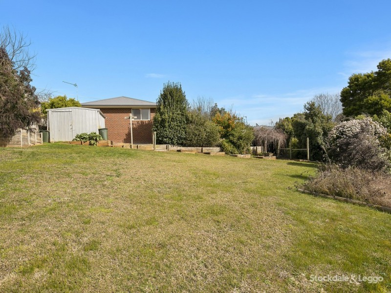 33 Chamberlain Drive, Leongatha VIC 3953
