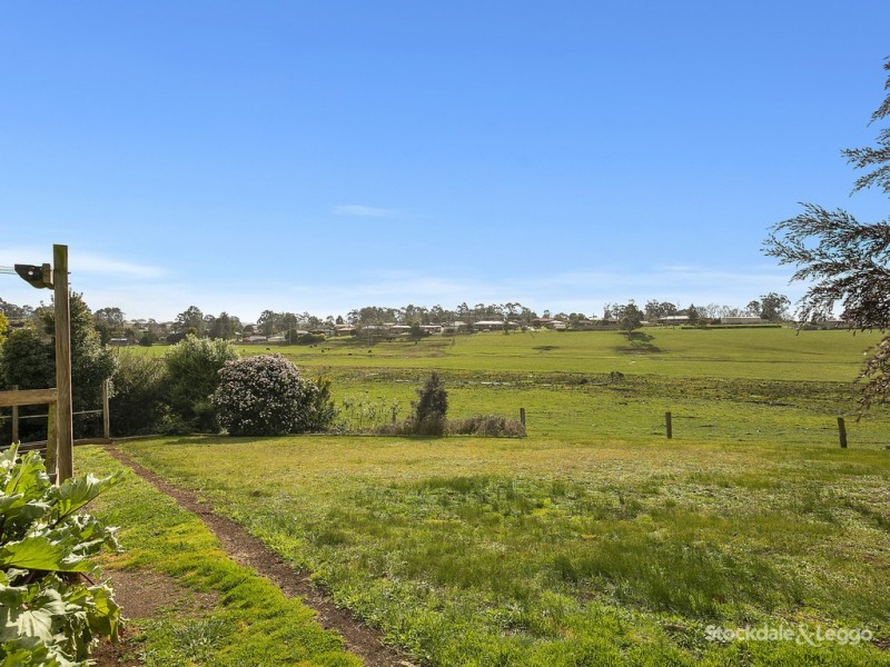 33 Chamberlain Drive, Leongatha VIC 3953