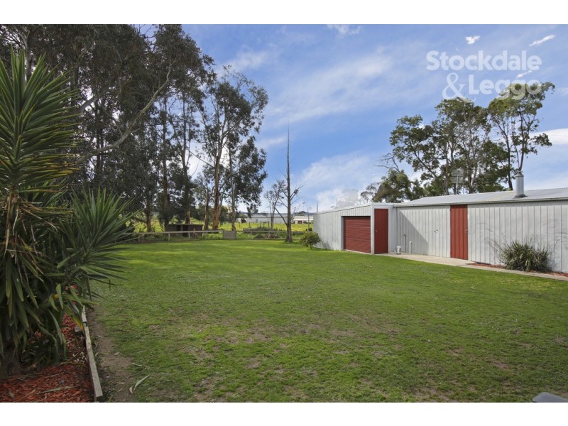 11 Clinton Court, Leongatha VIC 3953