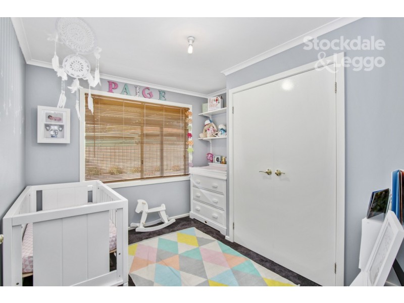 11 Clinton Court, Leongatha VIC 3953