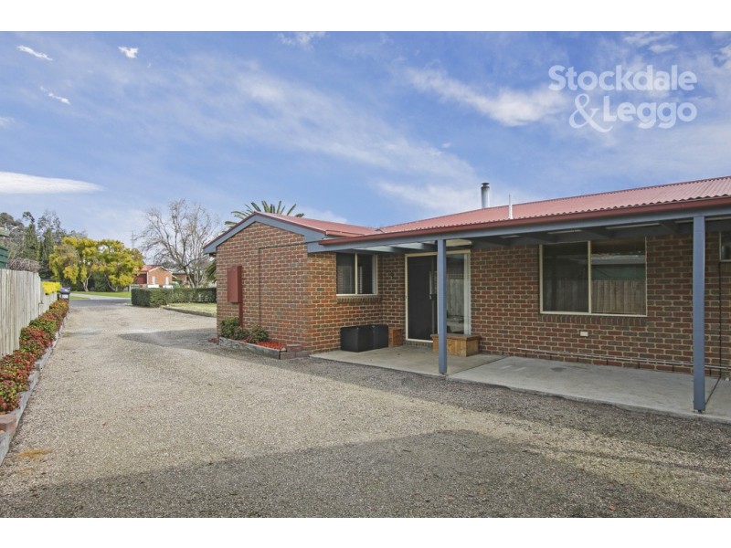 11 Clinton Court, Leongatha VIC 3953